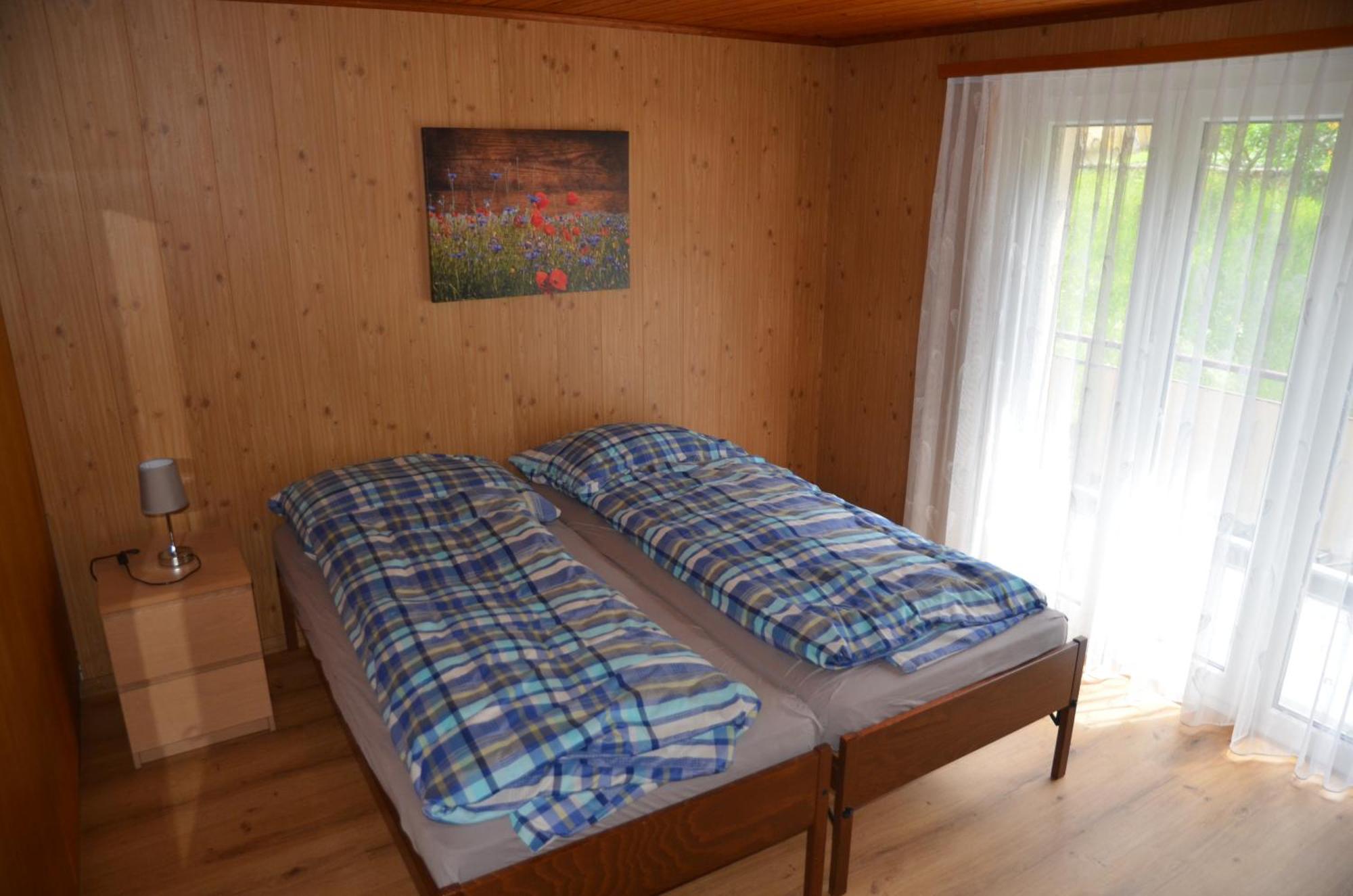 Grosse, Schoene Wohnung Im Gruenen بريغ المظهر الخارجي الصورة