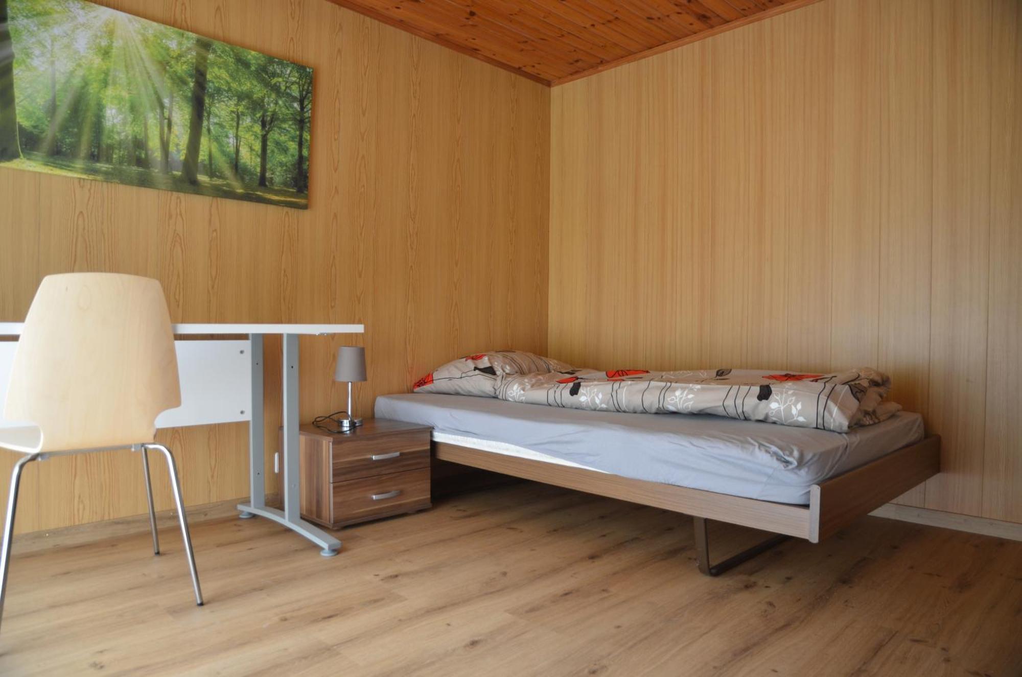 Grosse, Schoene Wohnung Im Gruenen بريغ المظهر الخارجي الصورة